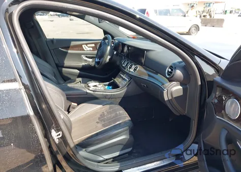 2017 Mercedes-Benz E 300 из США, поврежденный, VIN WDDZF4JB6HA058638